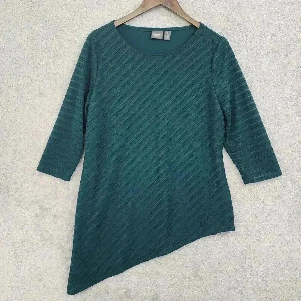 Chicos Travelers Collection Asymmetrical Top Scoop neck size 1/M  10PT